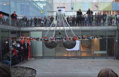 Megadron srušio Guinnessov rekord: Ponio čak 61 kg tereta