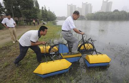 Kineski izumitelj predstavio novo djelo: Vodeni bicikl
