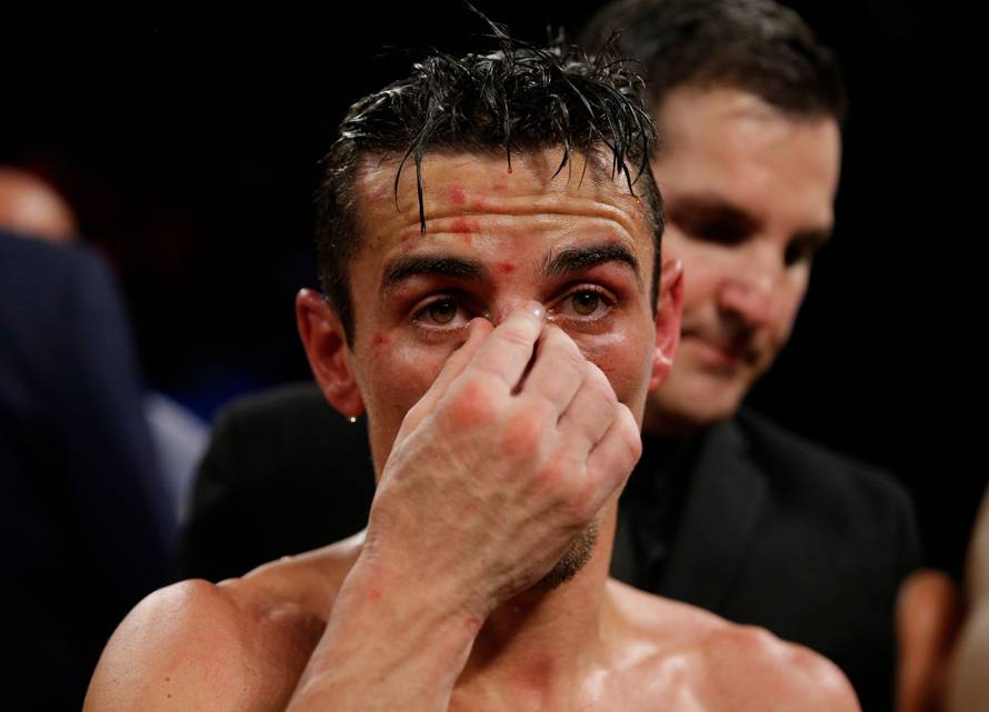 Tko je ugasio svjetlo? Brutalan nokaut čudesnog Lomačenka...