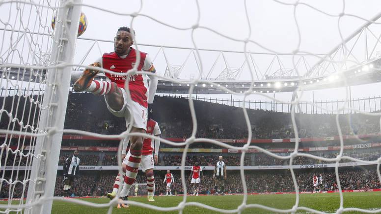 Arsenal slavio, nevjerojatan promašaj Aubameyanga! O ovome će se još dugo pričati