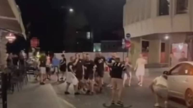 VIDEO Makljaža u Litvi: Torcida se mlatila s lokalcima na ulici