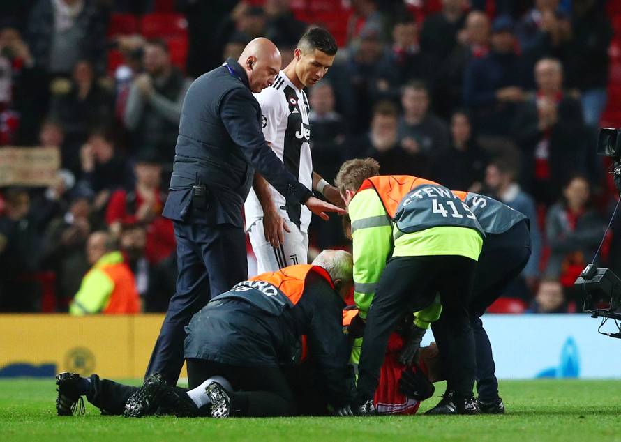 Champions League - Group Stage - Group H - Manchester United v Juventus