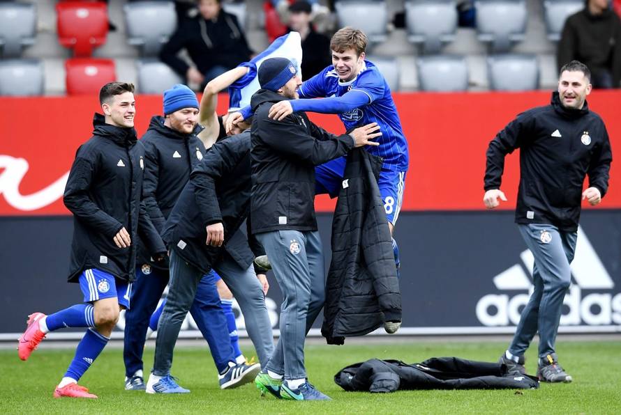 Čudo u Münchenu! Veliki Elber i Klose naklonili su se Dinamu