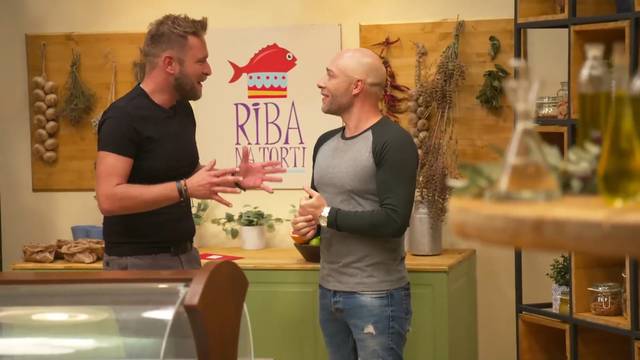 Iznenađenje u emisiji 'Riba na torti': Gosti preduhitrili Marija!