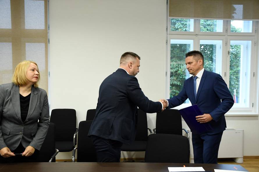 Sisak: Domagoj Orlić preuzeo dužnost gradonačelnika