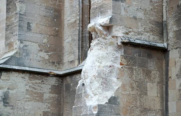 Zagreb: Potes magnitude 5,3 stupnja oštetio Zagrebačku katedralu