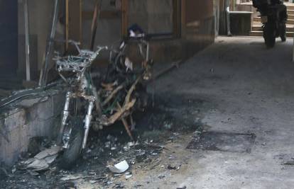 Ugostitelju iz Poreča zapalili moped, izgorio i skupi Ducati