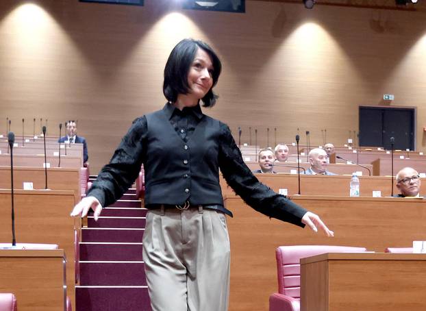 Zagreb: Nakon problema proslih tjedana, nove medjustube u sabornici