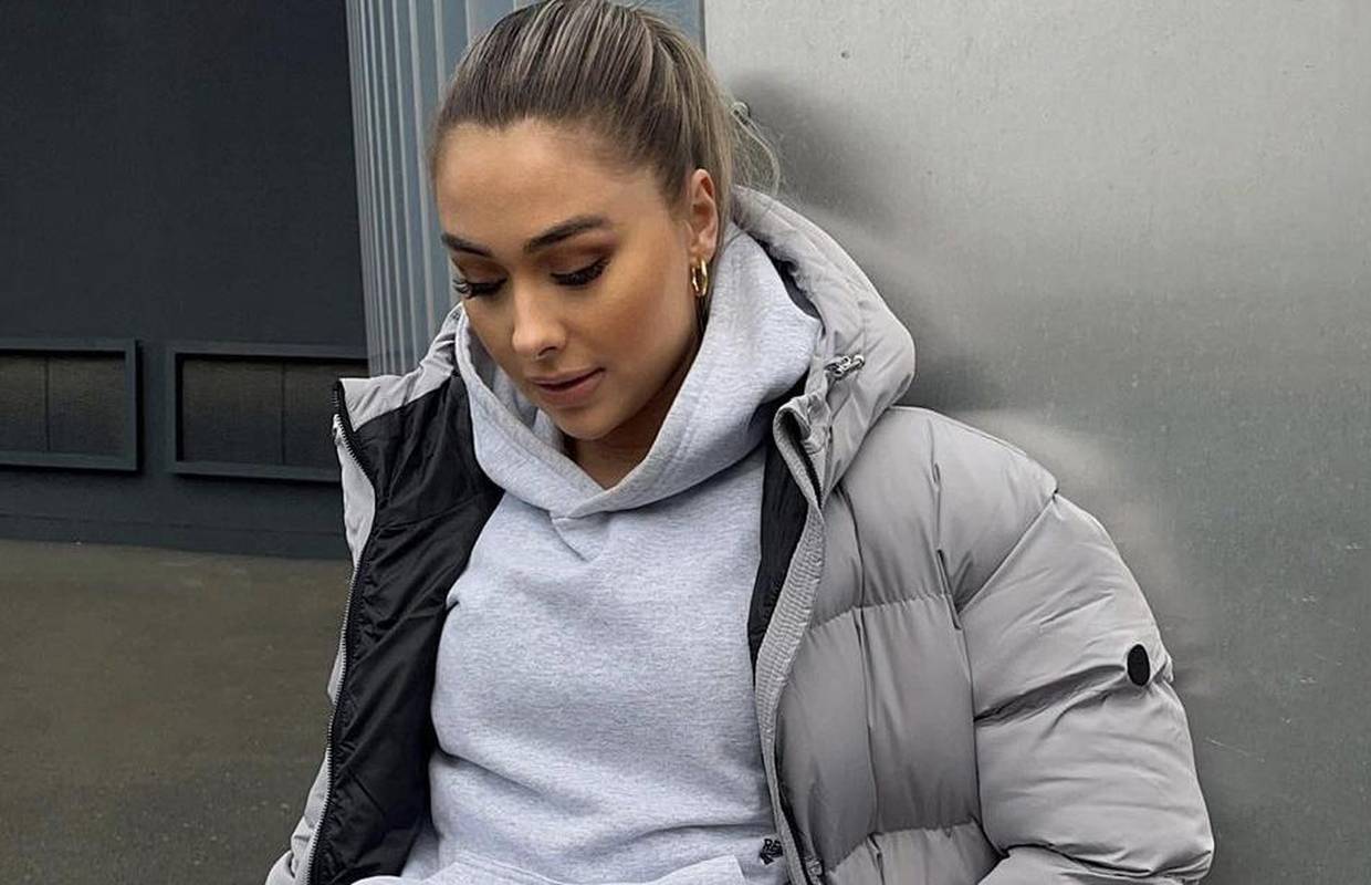 Najtopliji komad ikad: Poplun kaput u golublje sivoj nijansi