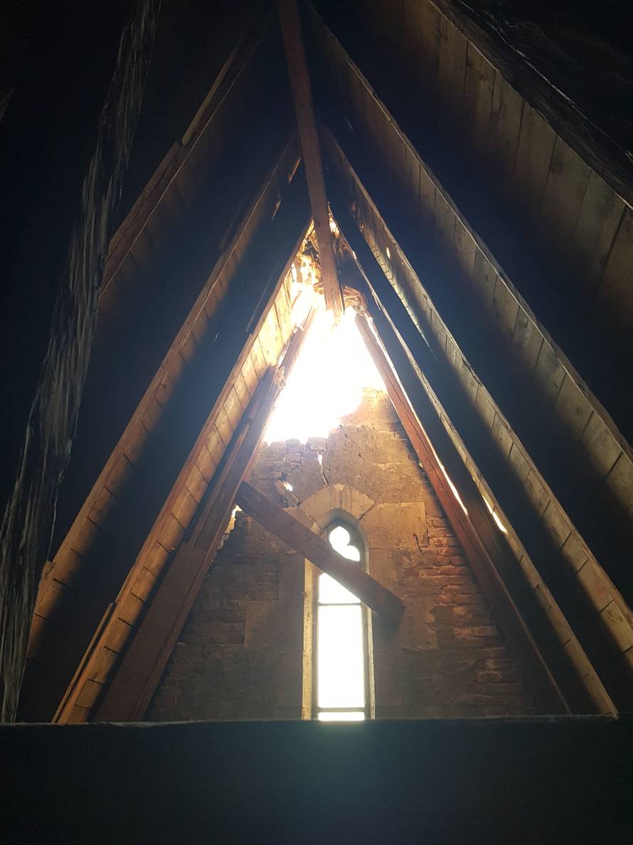 Dokument nadbiskupije: 'Nema druge, toranj se mora srušiti!