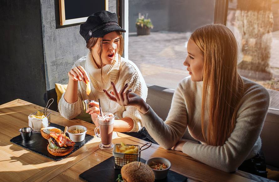 Ljudi misle da je ovo normalno, no psiholozi kažu da to nije...