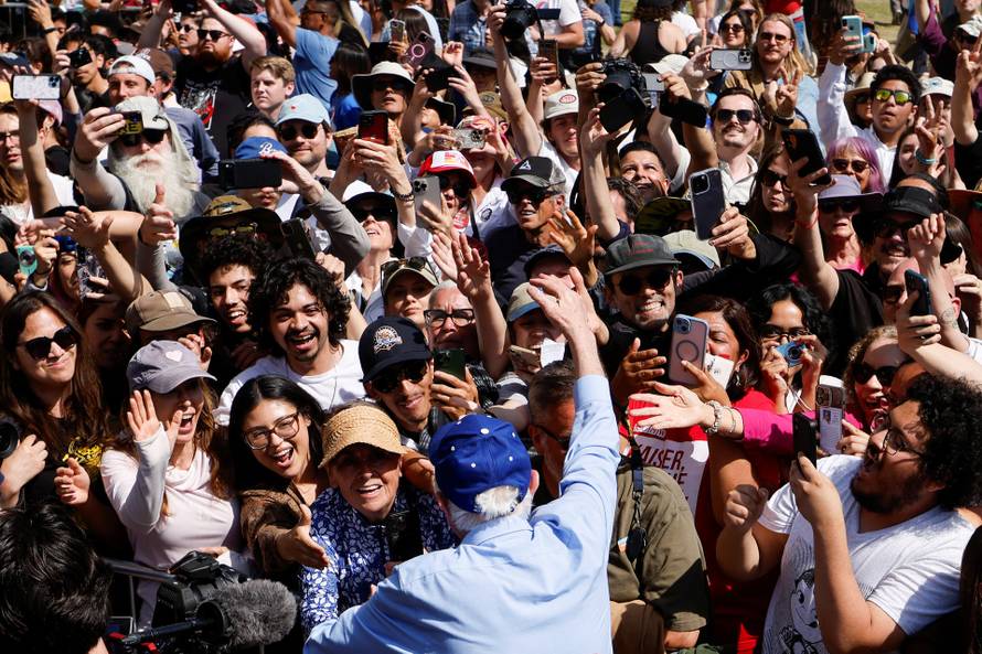 U.S. Sen. Sanders and U.S. Rep. Ocasio-Cortez hold a rally in Los Angeles