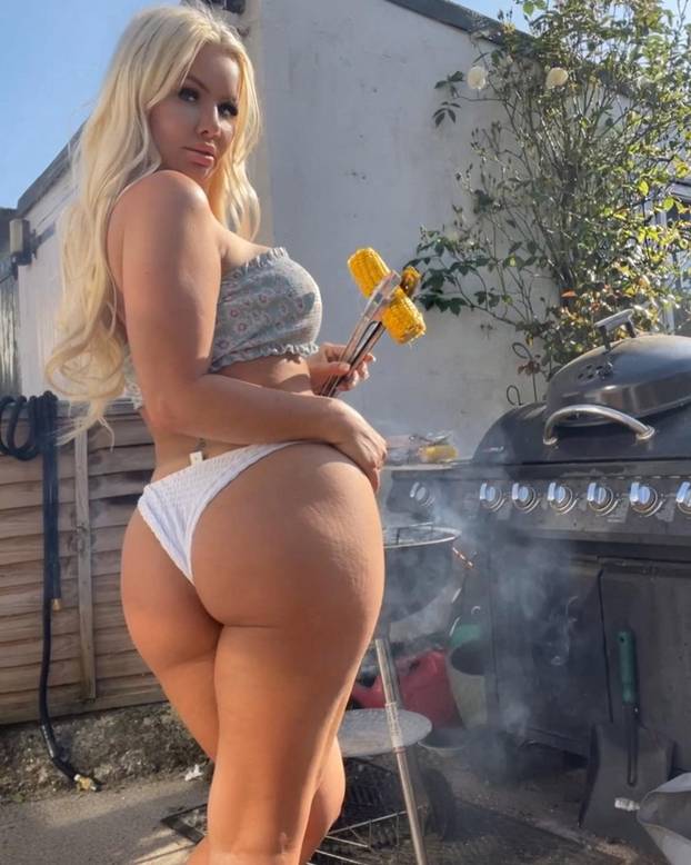 EXCLUSIVE: ‘I’m the dommy mummy – men pay me THOUSANDS to treat them like babies’