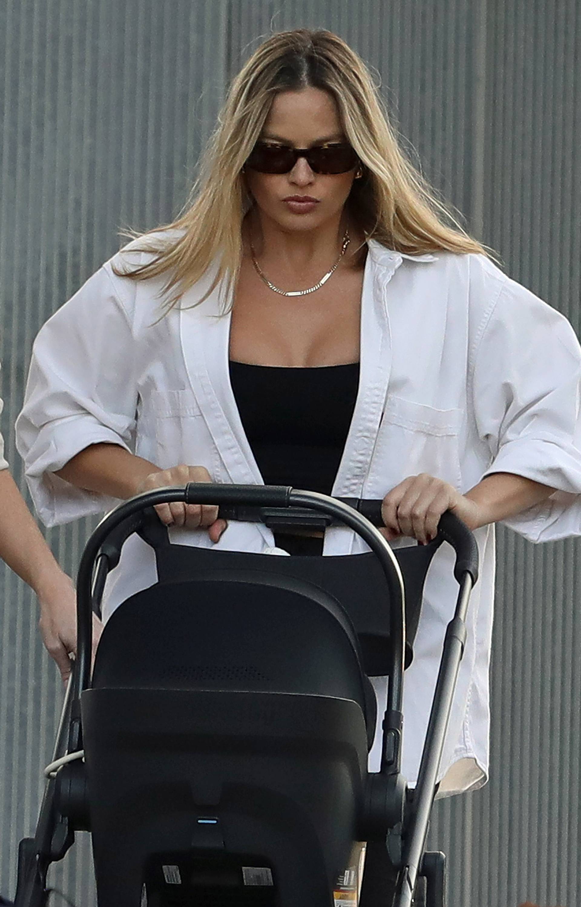 Margot Robbie Takes Her Newborn For A Walk In Los Angeles