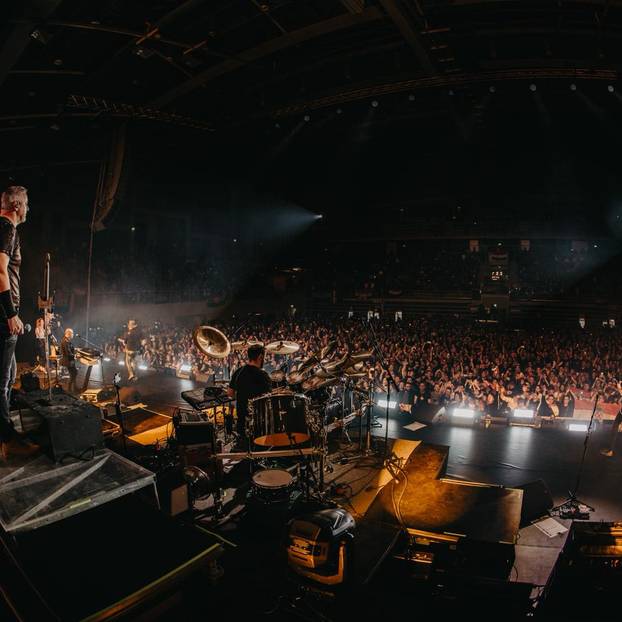 FOTO Drugi Thompsonov nastup u Poreču: Pogledajte kakva je atmosfera na koncertu u Istri