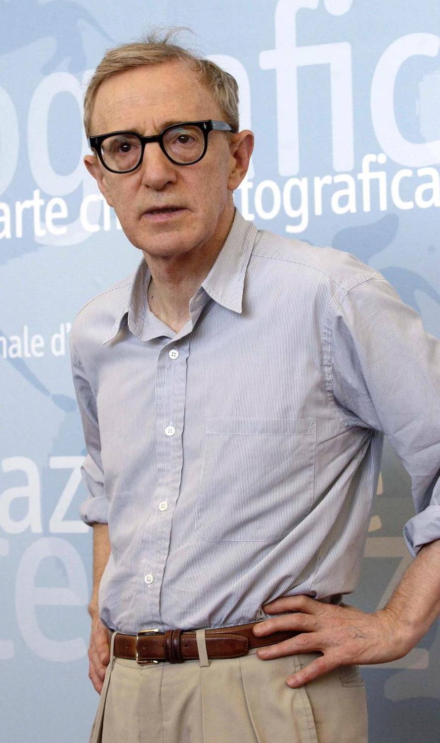 Megan Fox boji se papira, Tom Cruise ćelavosti, a Pam zrcala