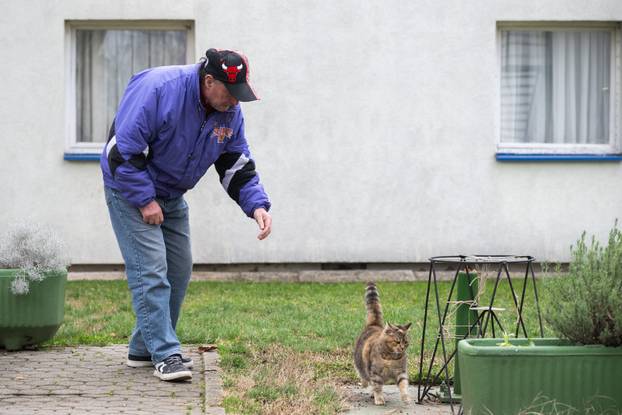 Zagreb: Branko zvani Picasso korisnik je Prihvatili&scaron;ta za besku&cacute;nike Hrvatskog crvenog kri&zcaron;a u Kosnici