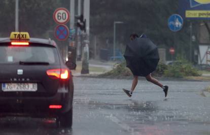 Meteorolozi upozoravaju: U tri regije upalio se alarm,  očekuje nas nevrijeme s kišom i olujom