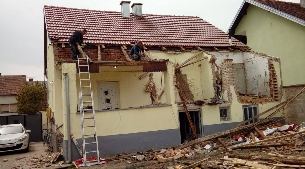 Ivana i Alen obnovili kuću staru 80 godina: Noću smo planirali, a po danu gradili - i to sve sami