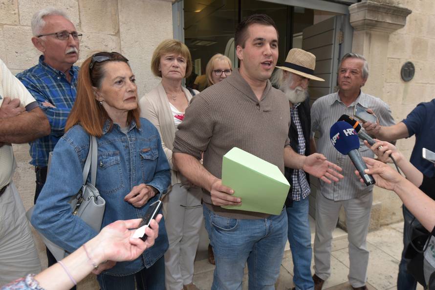 'Podnosimo prijave i tražimo da nas se izdvoji iz TZ Zadra'