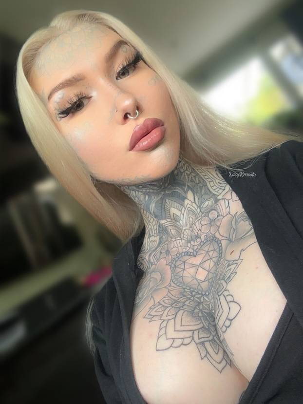 FOTO Ima 21 godinu, a cijela je istetovirana! Evo kako je prije izgledala: 'Roditelji su zgroženi'