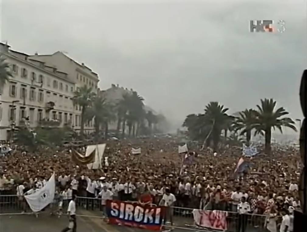 Potpisao je za Hajduk na brodu, došao u dresu Dražena i skinuo sve: Ma Brazil je ku*ac za Split!