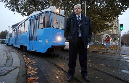 Nije se bojao: Kolegu i putnike spasio od nasilnika u tramvaju