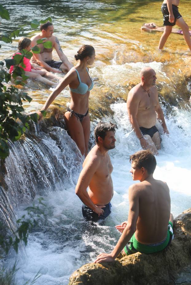 Osvježenje u rijeci Mrežnici