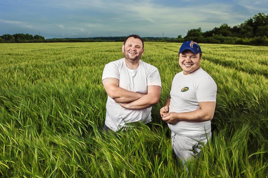 Njih šestorica proizvode ječam za pivo i dobro im ide