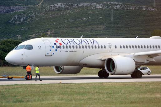 Po&ccaron;ela istraga o skretanju zrakoplova Croatia Airlinesa s piste u Zra&ccaron;noj luci Split