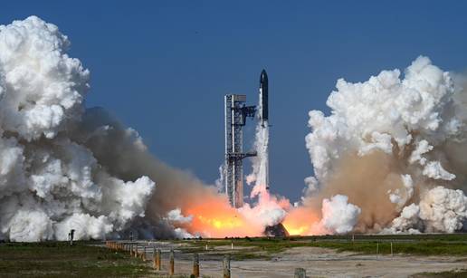 FOTO Pogledajte lansiranje rakete Elona Muska