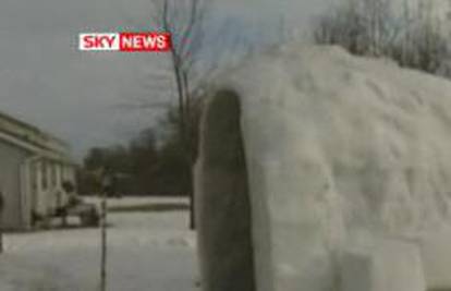 Napravio je najveći iglu na svijetu u dvorištu iza kuće