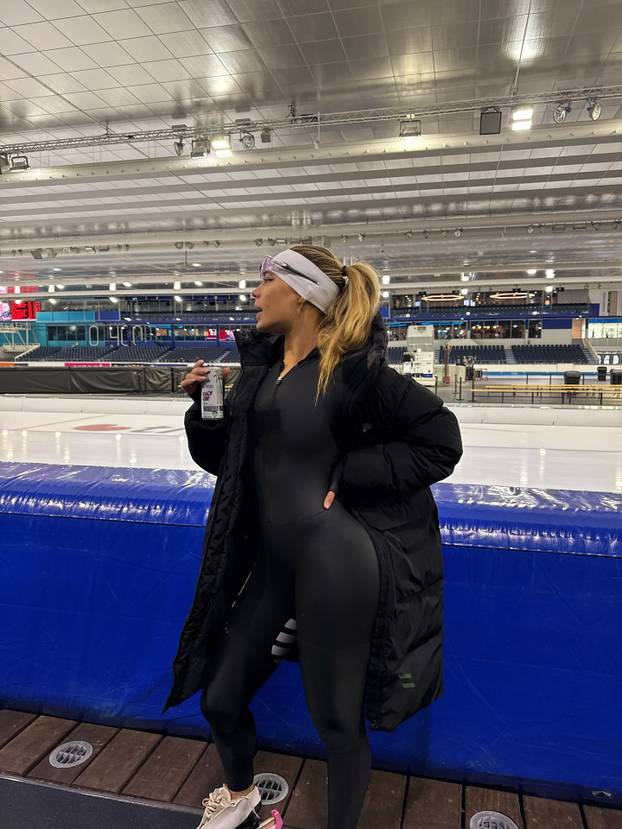 Zaručnika brine kad pozira bez gaćica. Najljepša sportašica na svijetu sad ima i novi problem