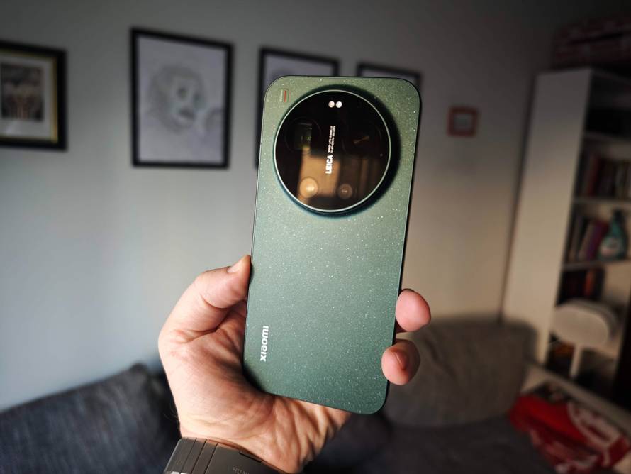 FOTO Isprobali smo Xiaomi 17 Ultra: Fotić koji želi biti telefon