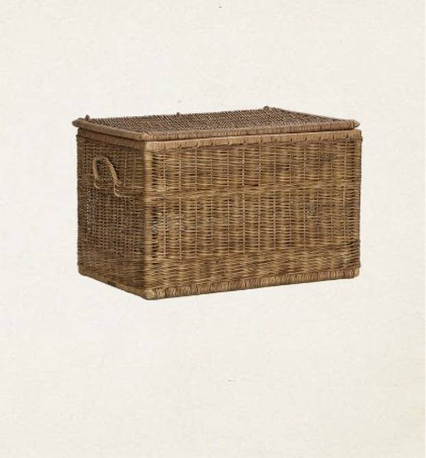 FOTO Nostalgija je bila ključ: Ovo je namještaj koji potpisuje glumica Pamela Anderson