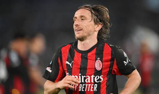 Modri&cacute; govorio o Bobanu pa na spomen suigra&ccaron;a kazao: 'Ne bih o tome, nije lijepa uspomena...'