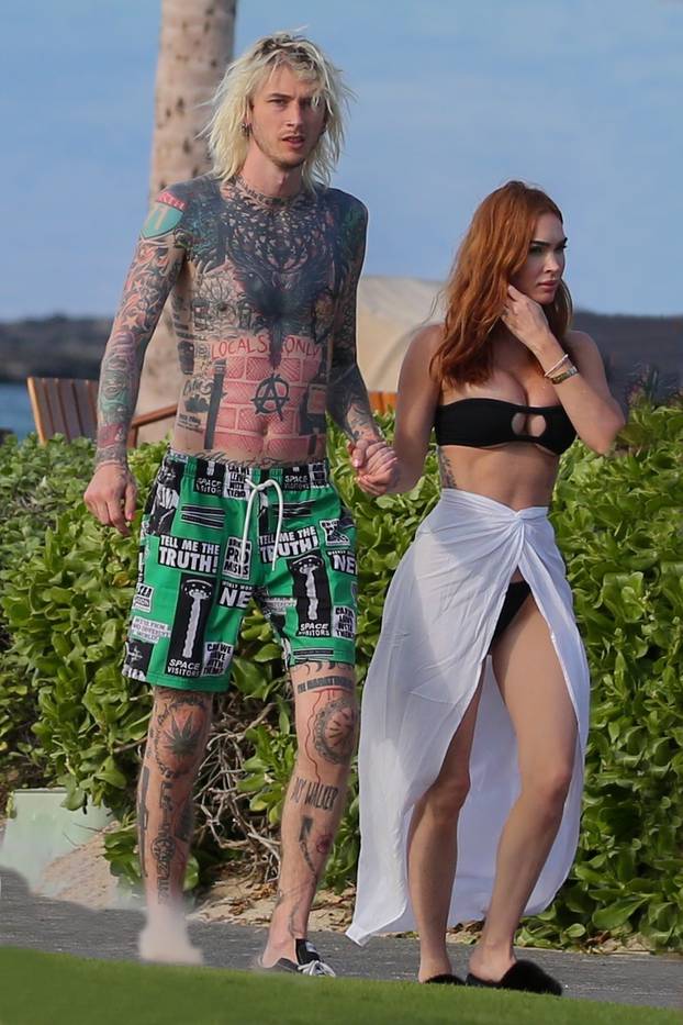 *PREMIUM-EXCLUSIVE* Machine Gun Kelly and Megan Fox are BACK ON!