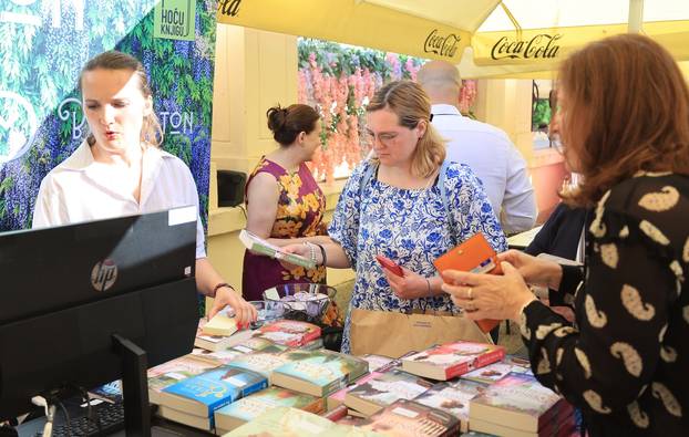 Zagreb: Promocija knjiga iz serijala Bridgerton i susret s autoricom Juliom Quinn