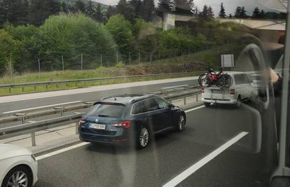 VIDEO Na A1 kolona od 5 km: 'Stojimo već 20 minuta, ljudi su počeli izlaziti iz automobila'