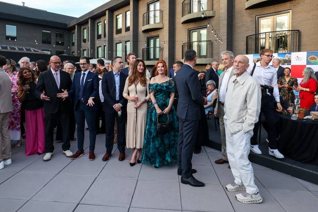 Alexandria: John  Malkovich iznenadio Vatrene u hotelu Aka