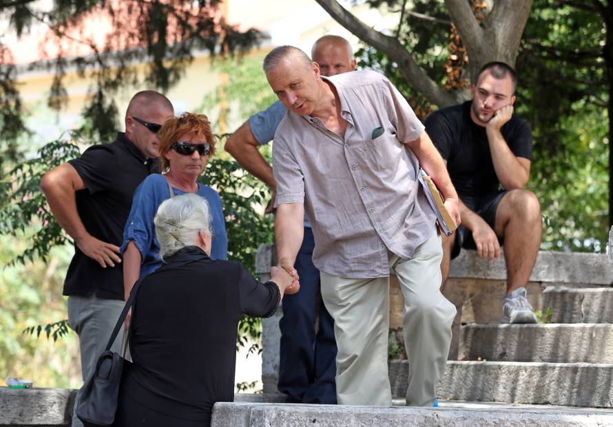 'Čekala sam da se pojavi pred vratima, ali nade više nema...'