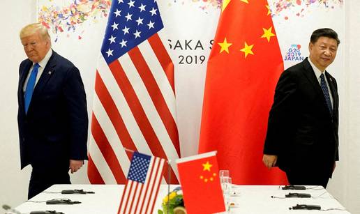 Trump u uredu uporno čeka da ga Xi Jinping nazove: 'Javi se ili ću dići carine na 245 posto!'