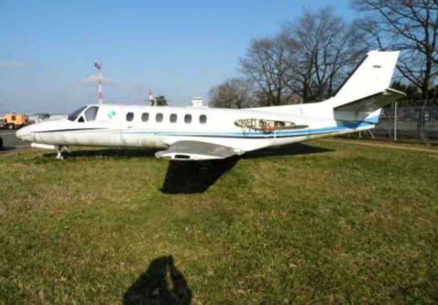 FOTO 'Prodajem rijedak avion. U njemu je letio i Ivo Sanader...'