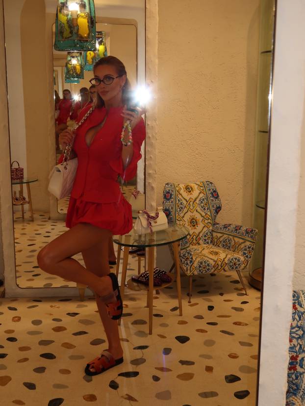 FOTO Zgodna Slovakinja slavi 30. rođendan: Govorila kako joj je život teži jer je prelijepa...