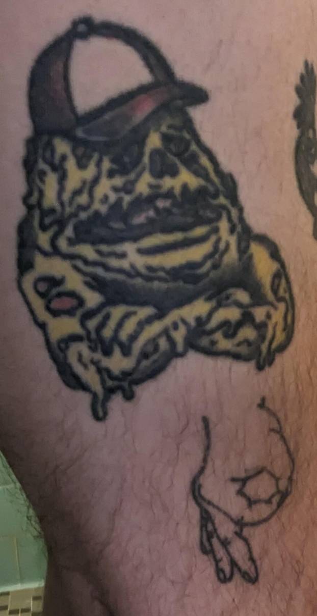 FOTO Ajme meni! Proplakali su kad su napravili ove tetovaže...