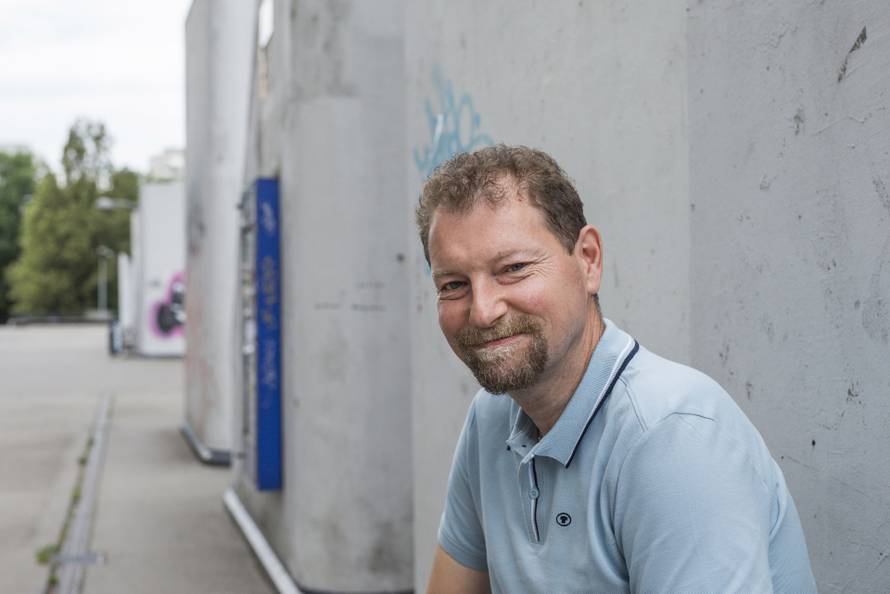 Zagreb: Imitator Denis Bašić