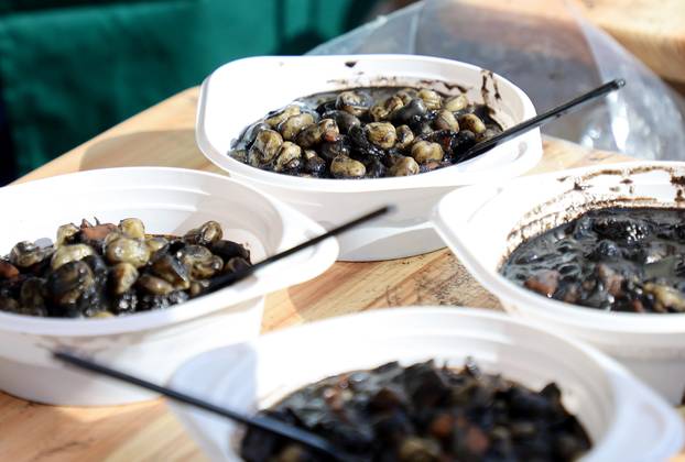 Kaštel Kambelovac: Održana tradicionalna Fešta o boba