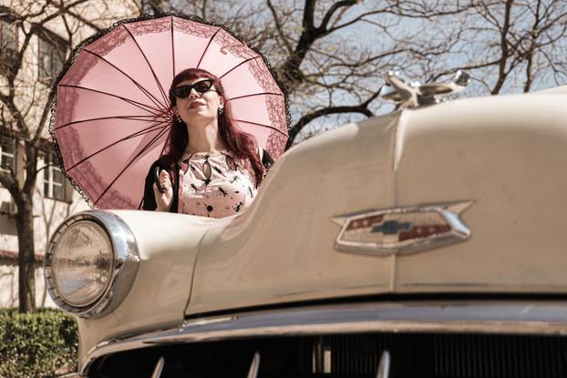 Zagreb: Na Europskom trgu održana je izložba oldtimera