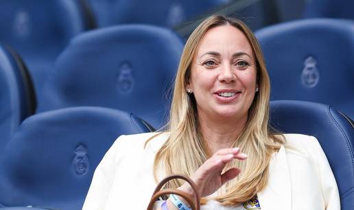 Vanja Modrić nosila Lukin dres i skupocjenu dizajnersku torbicu