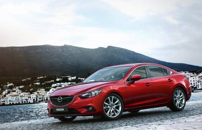 Lakša, brža, ljepša: Mazda 6 u prodaji s četiri paketa opreme